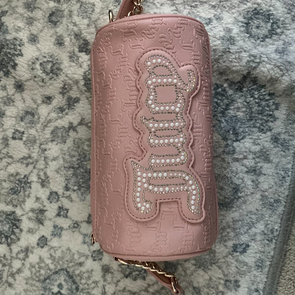 Juicy Couture - Picture 6 of 7